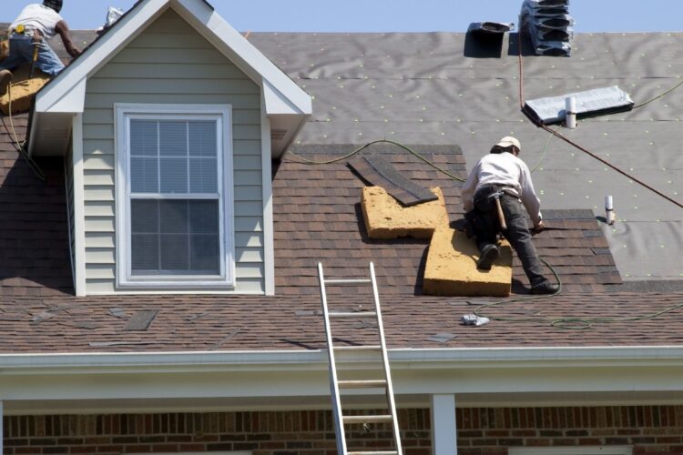 How to Choose the Right Roofing Company in Aurora, Colorado — A Modern Roofing Company LLC Guide